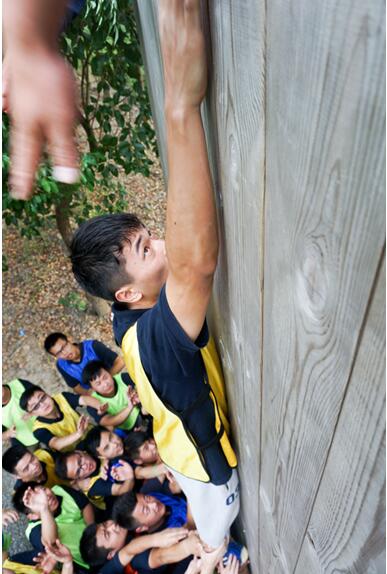 接好前辈的棒,做足自己的样! 接好前辈的棒,做足自己的样!
