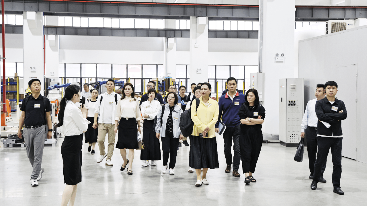 中欧国际工商学院EMBA2022级国内实境课程走进江苏铂莱国际 中欧国际工商学院EMBA2022级国内实境课程走进江苏铂莱国际