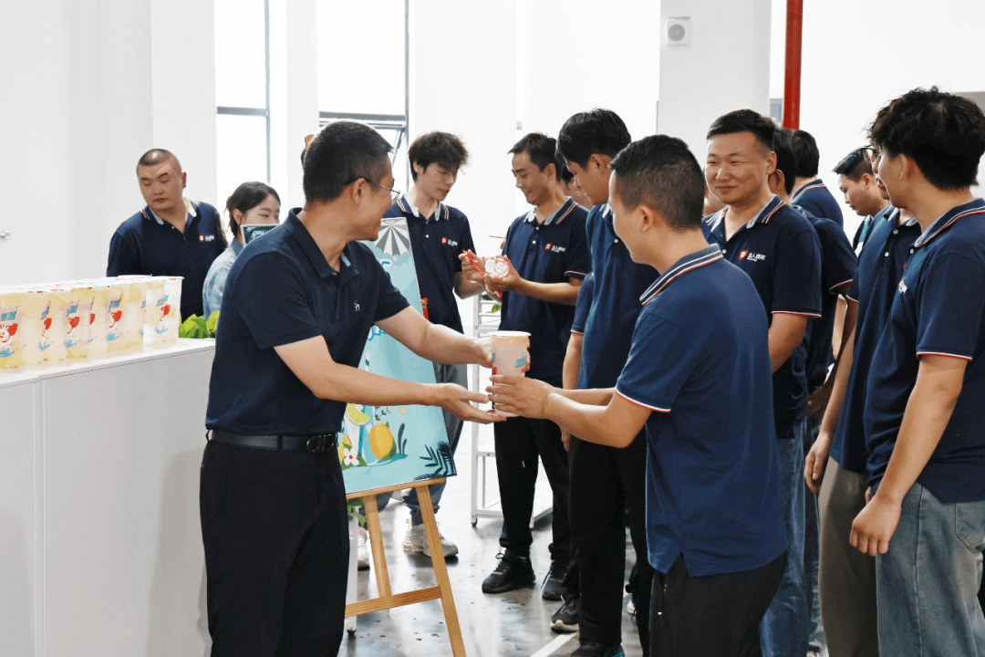Fighting the heat and delivering coolness | Jiangsu Beigong Union carries out employee care activities Fighting the heat and delivering coolness | Jiangsu Beigong Union carries out employee care activities